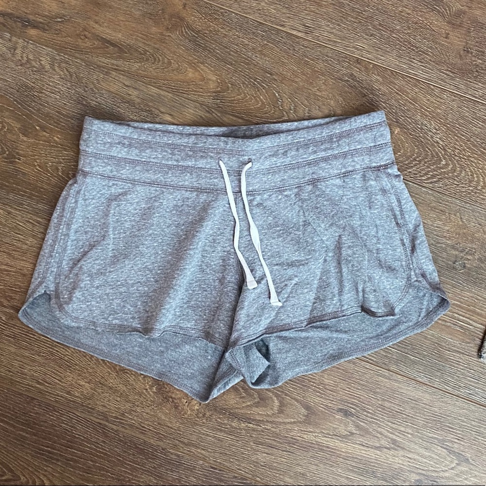 Women’s old navy cotton shorts